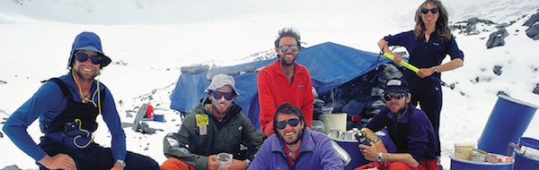Everest 88 team